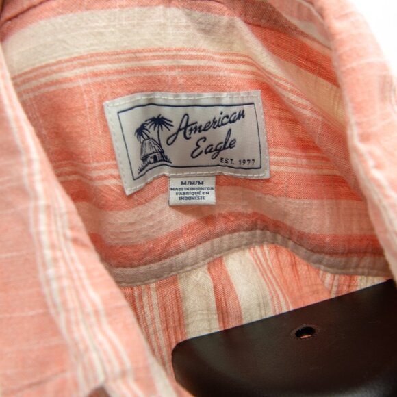 American Eagle Short-sleeve Button-up Shirt / Coral & Off-white / Men's MEDIUM - Picture 2 of 3